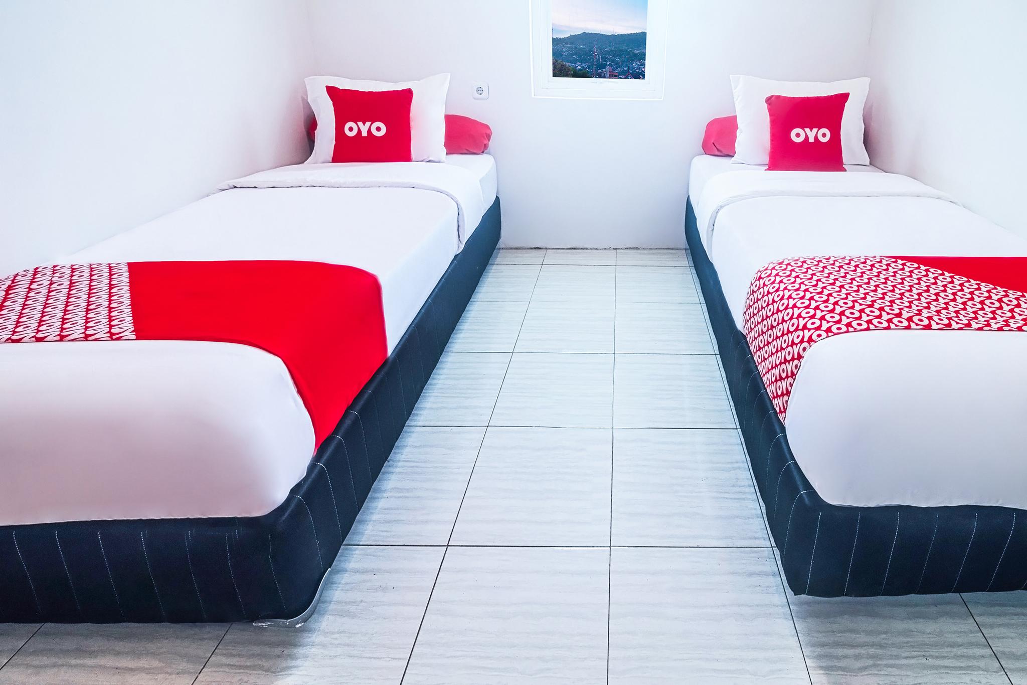Hotel Vaccinated Staff-Oyo 2699 Haven Boarding House Ambon Exterior foto